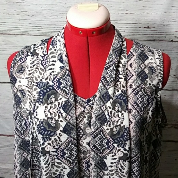 Sami & Jo Geometric Neck Tie Blouse Sz L - Picture 3 of 8